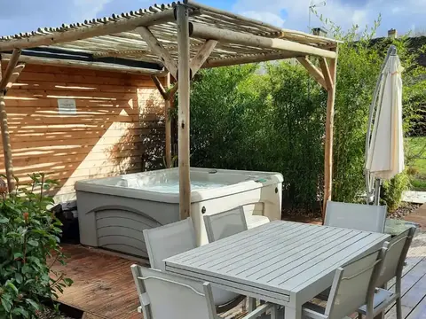 Spa privatif dans un gîte de l’espace Les Poulardières près de Chambord