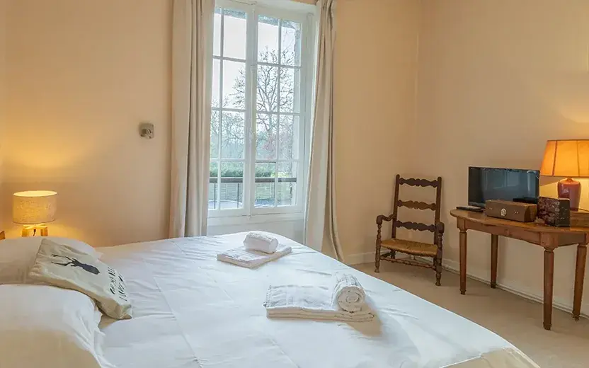 Chambre 2 personnes · Étang des Oiseaux