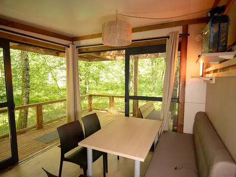 Chambre parentale du chalet Acacia avec lit double 140, chalet famille en Sologne
