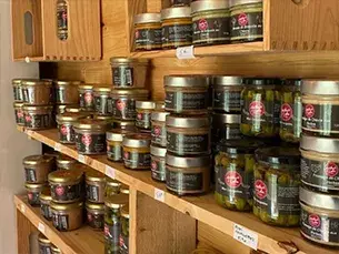 Épicerie de produits locaux au domaine des Poulardières