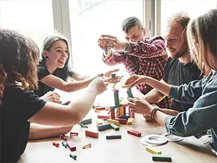 Jeux de société disponibles pour les séjours en famille près de Chambord