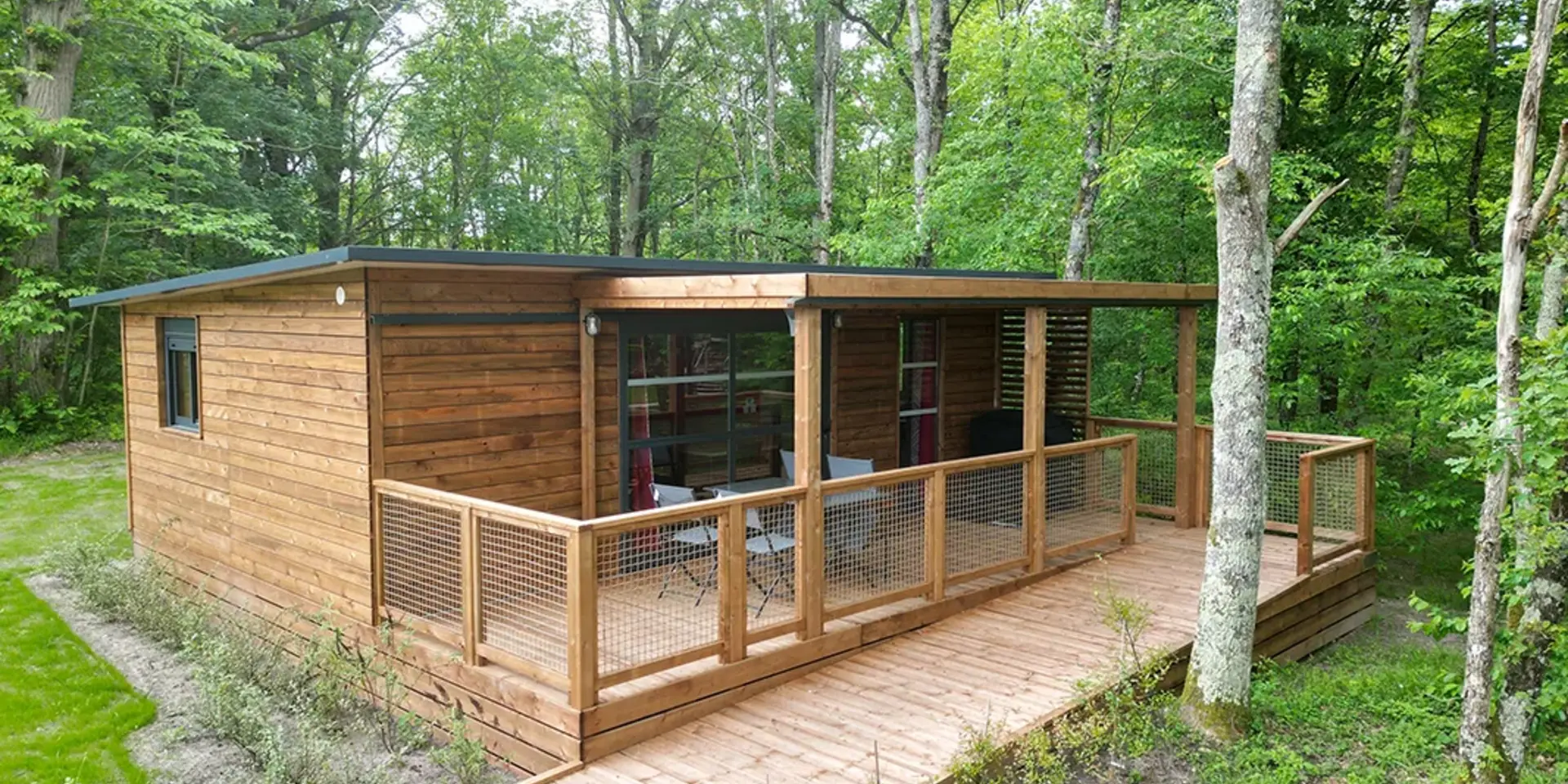 Chalet PMR Merisier accessible à La Ferme des Poulardières, à 8 km de Chambord